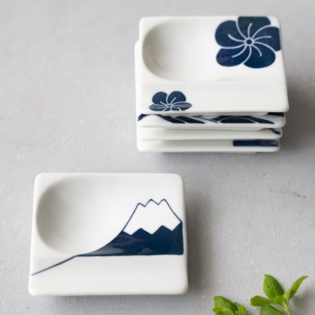 Modern Japanese Style Mini Handy Dishes with Blue