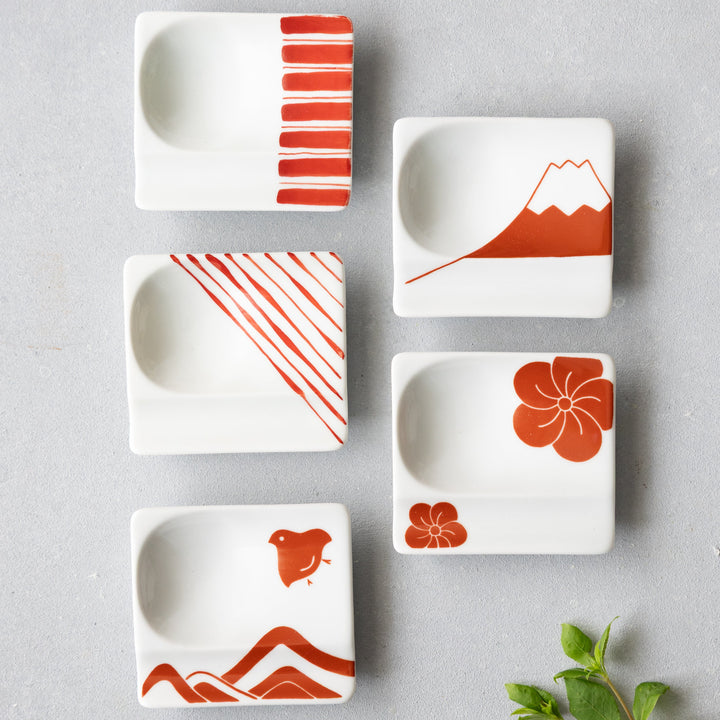 Modern Japanese Style Mini Handy Dishes with Red