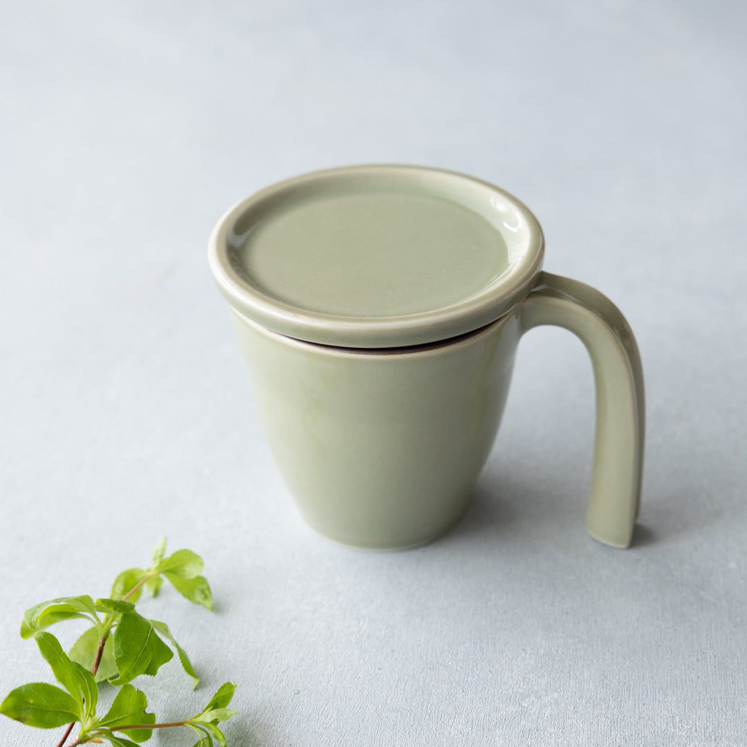 Modern Japanese Style Ceramic Kids Mug with a Lid