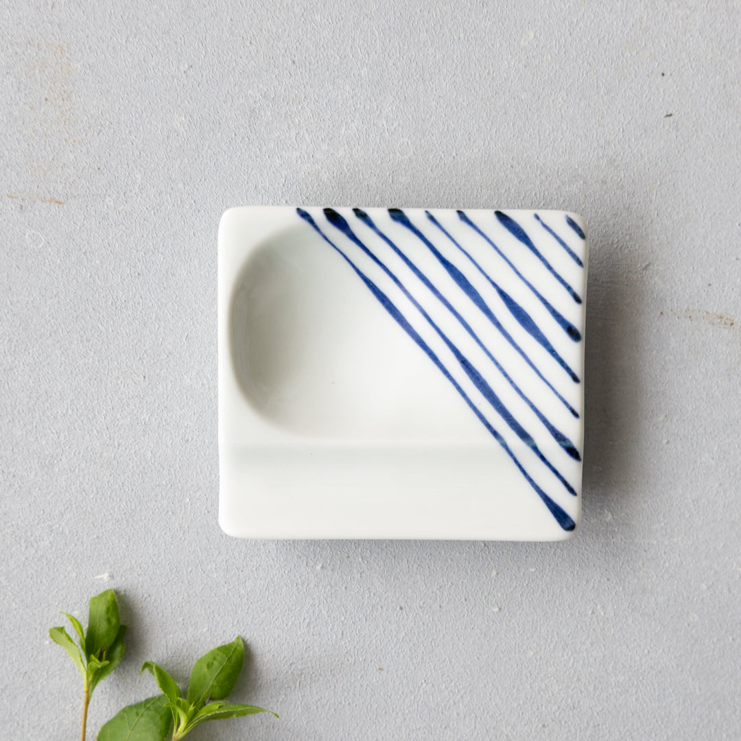 Modern Japanese Style Mini Handy Dishes with Blue