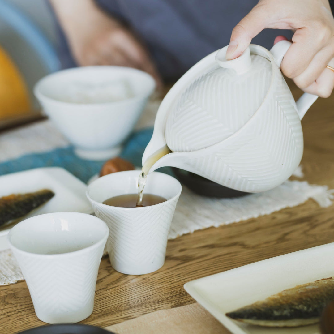 HASAMI | Teapot