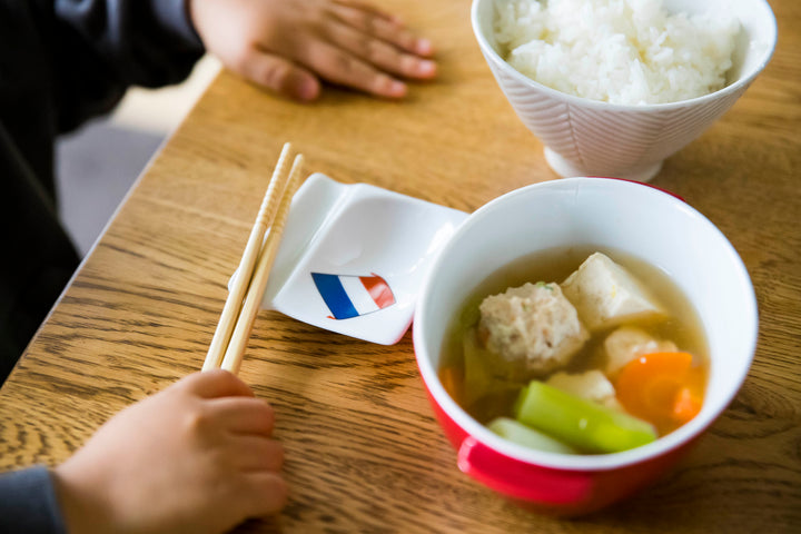 HASAMI | Multi-Purpose Chopstick Rest – Sauce Dish & Rest in One