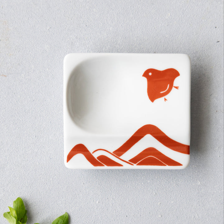 Modern Japanese Style Mini Handy Dishes with Red