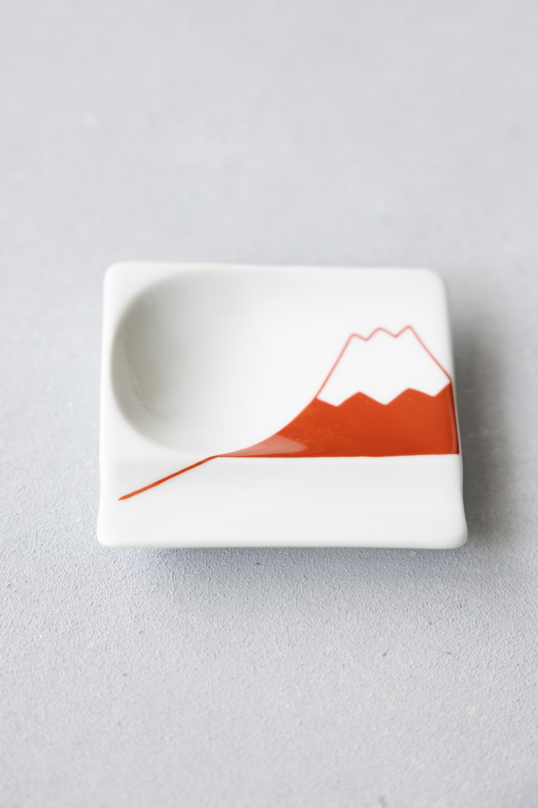 HASAMI | Multi-Purpose Chopstick Rest – Sauce Dish & Rest in One