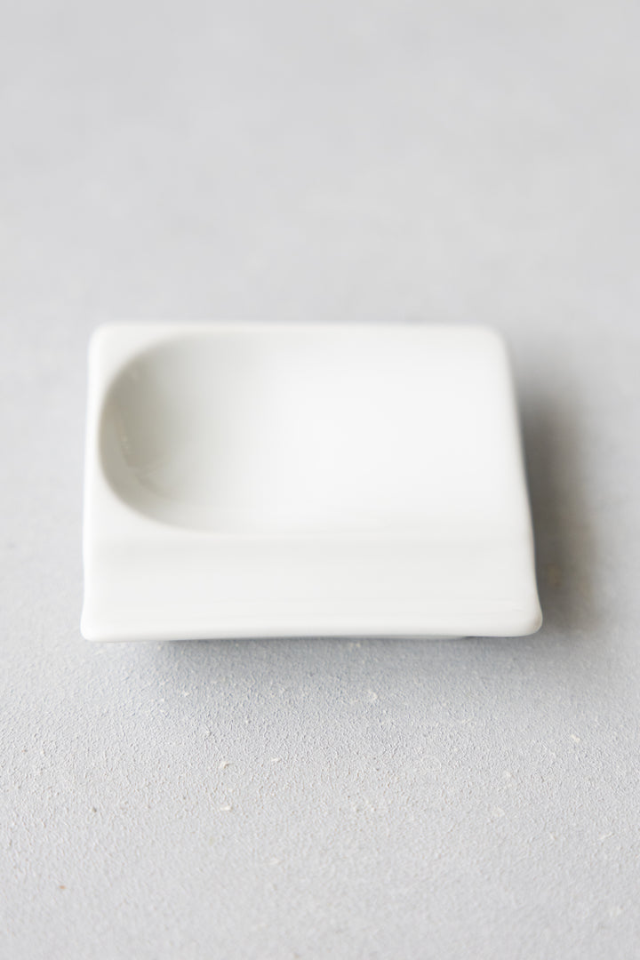 HASAMI | Multi-Purpose Chopstick Rest – Sauce Dish & Rest in One