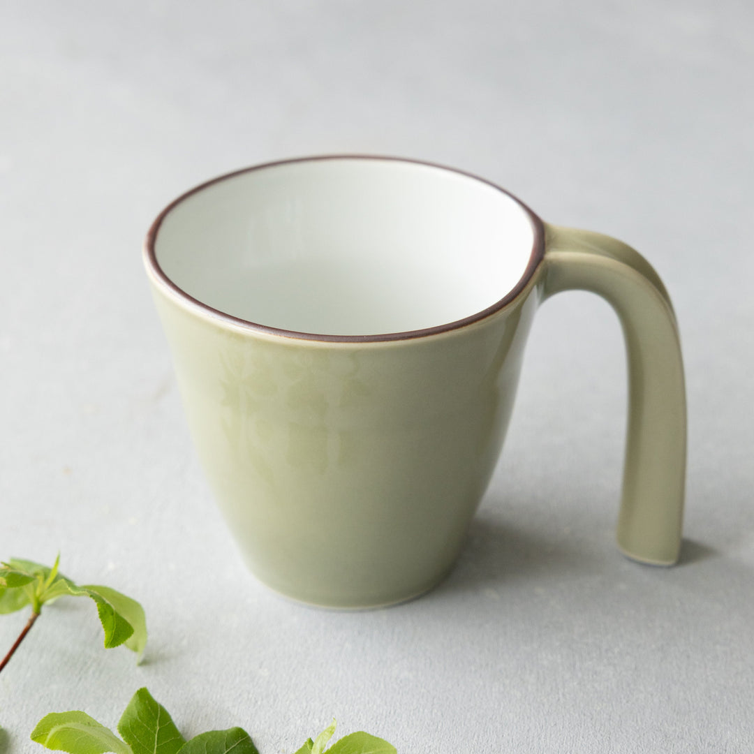 Modern Japanese Style Ceramic Kids Mug with Stable Handle