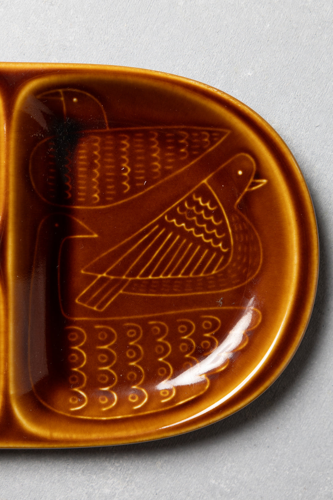 HASAMI | Kids Divided Plate with Bird Design