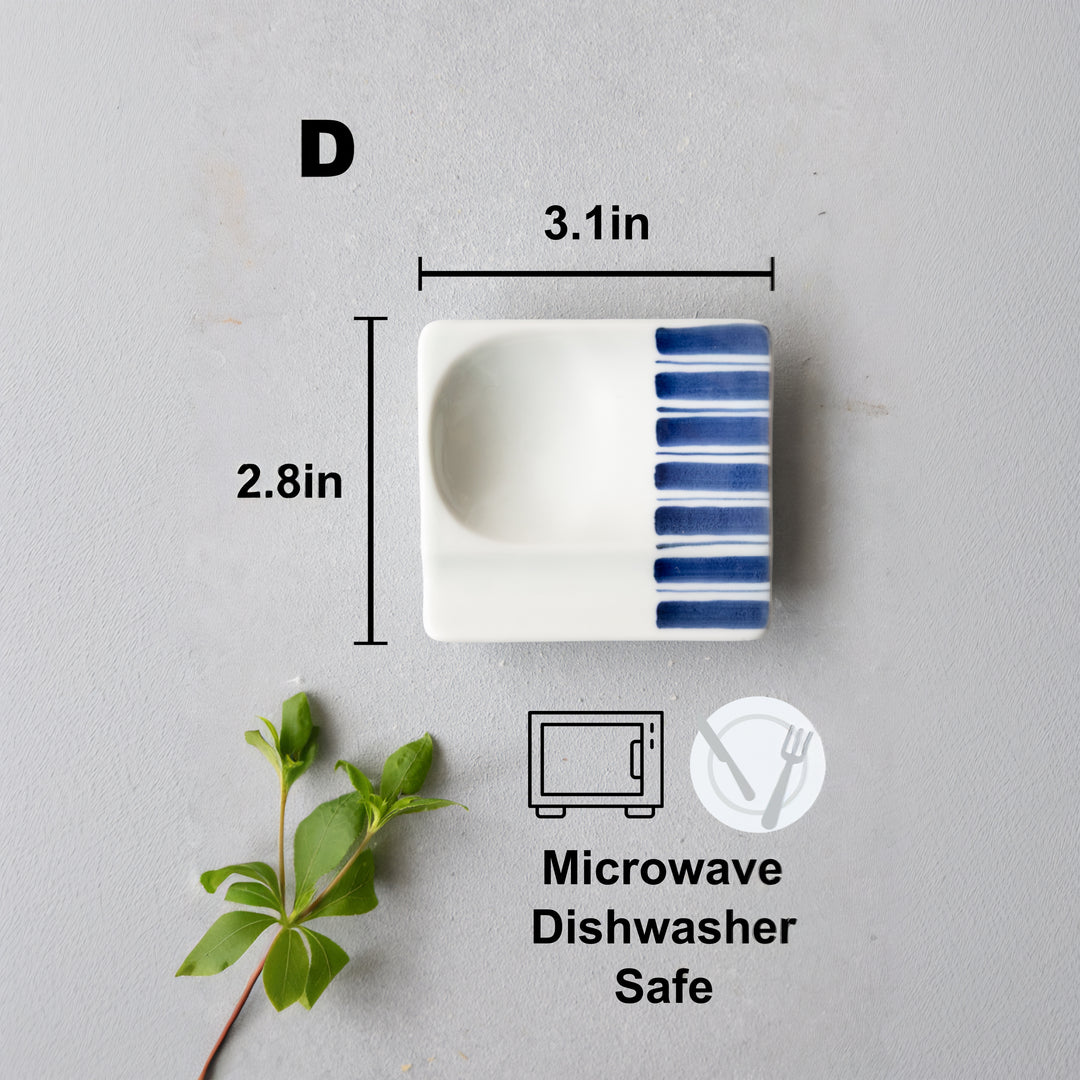 Mini-plats de style japonais moderne avec motif bleu