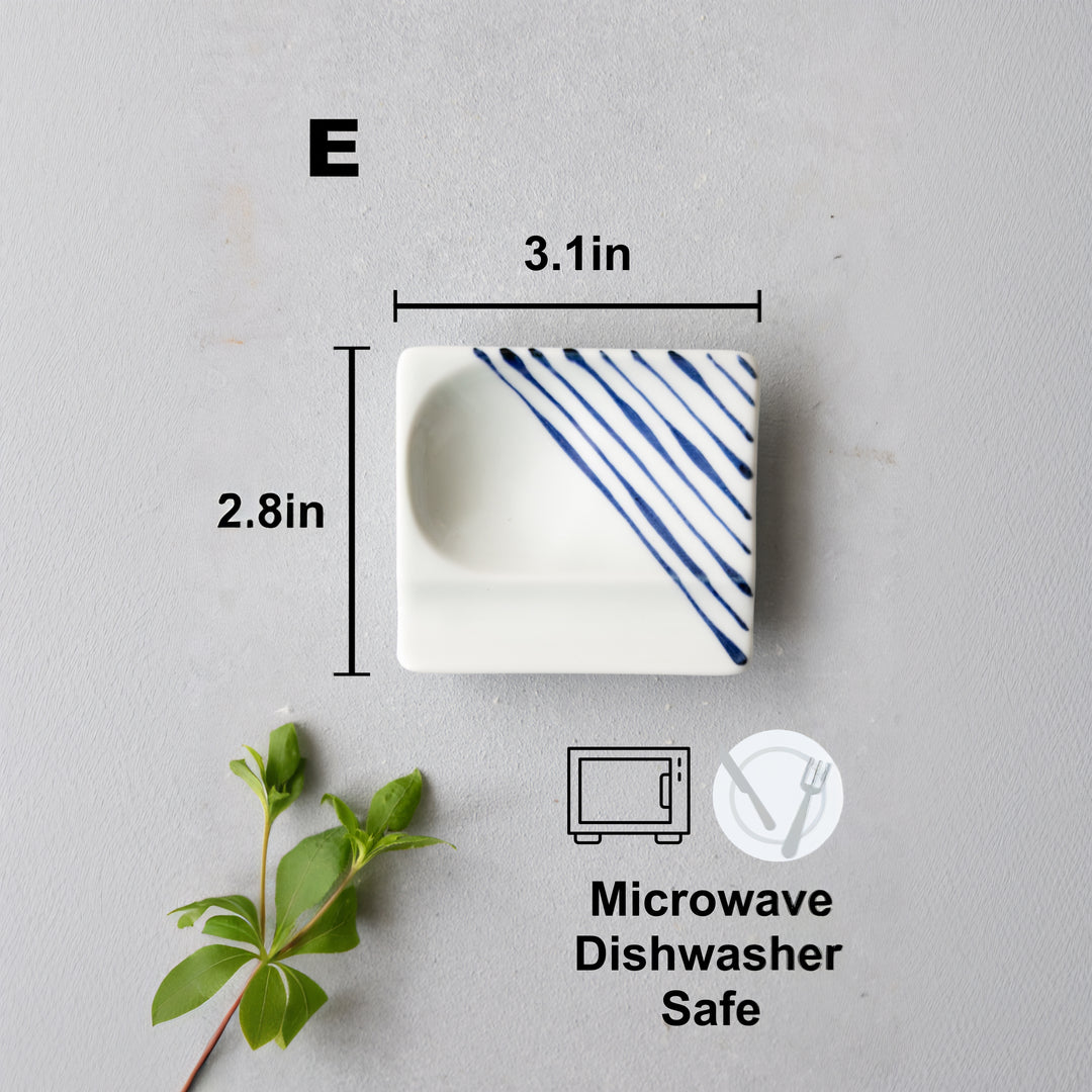 Mini-plats de style japonais moderne avec motif bleu