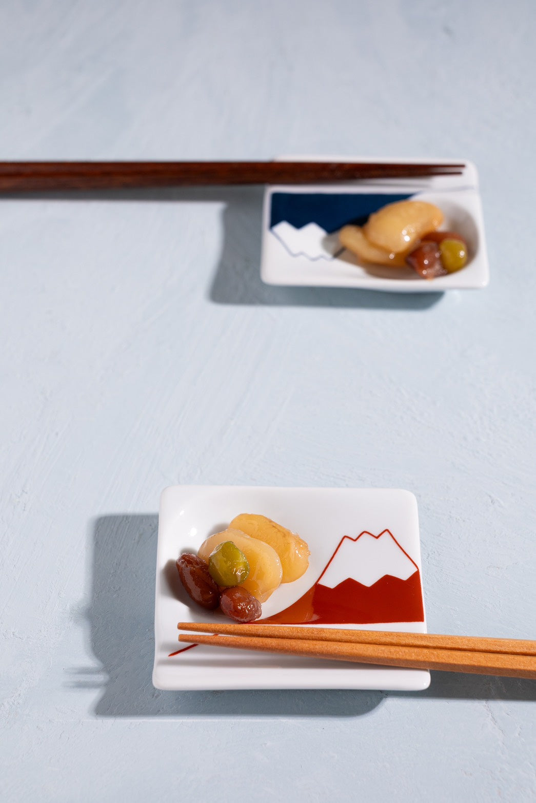 HASAMI | Multi-Purpose Chopstick Rest – Sauce Dish & Rest in One