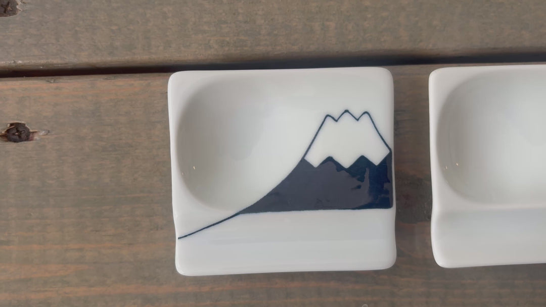 HASAMI | Multi-Purpose Chopstick Rest – Sauce Dish & Rest in One